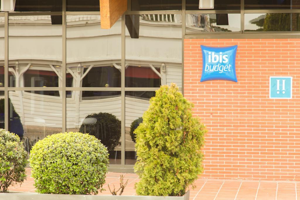 Ibis Budget Madrid Alcala De Henares La Dehesa Bagian luar foto
